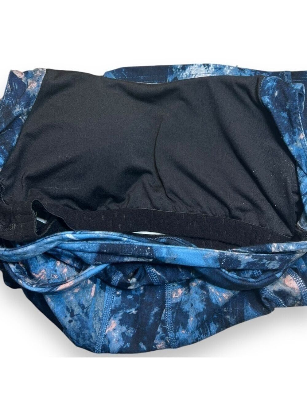 Lucy Active Women’s Built in Bra Criss Cross Tank Blue Marble Size Small - Picture 5 of 5